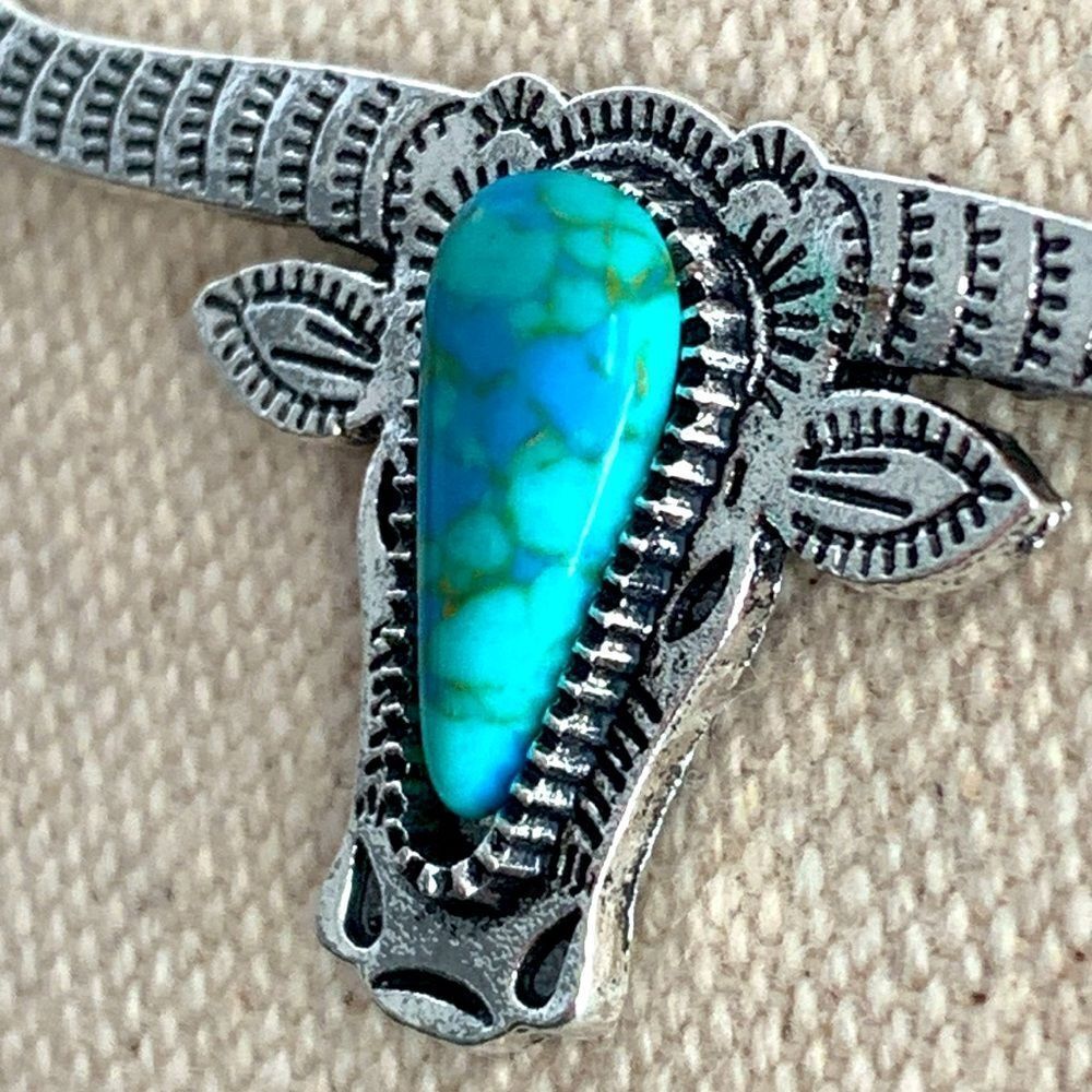 Western Longhorn Rodeo Necklace – Bull Steer Cowboy Pendant with Faux Turquoise